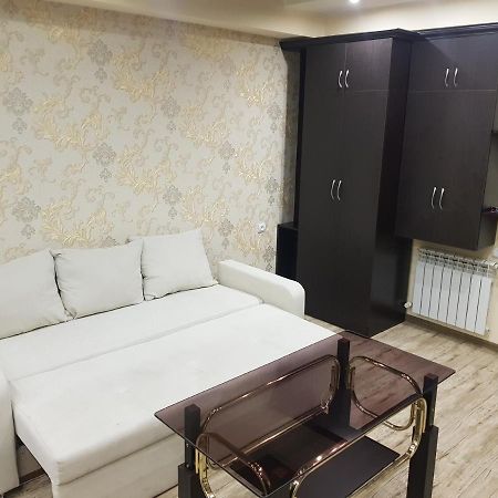 Luxury Apartment-3 In The Center Of Yerevan, Safaryans Family Luaran gambar