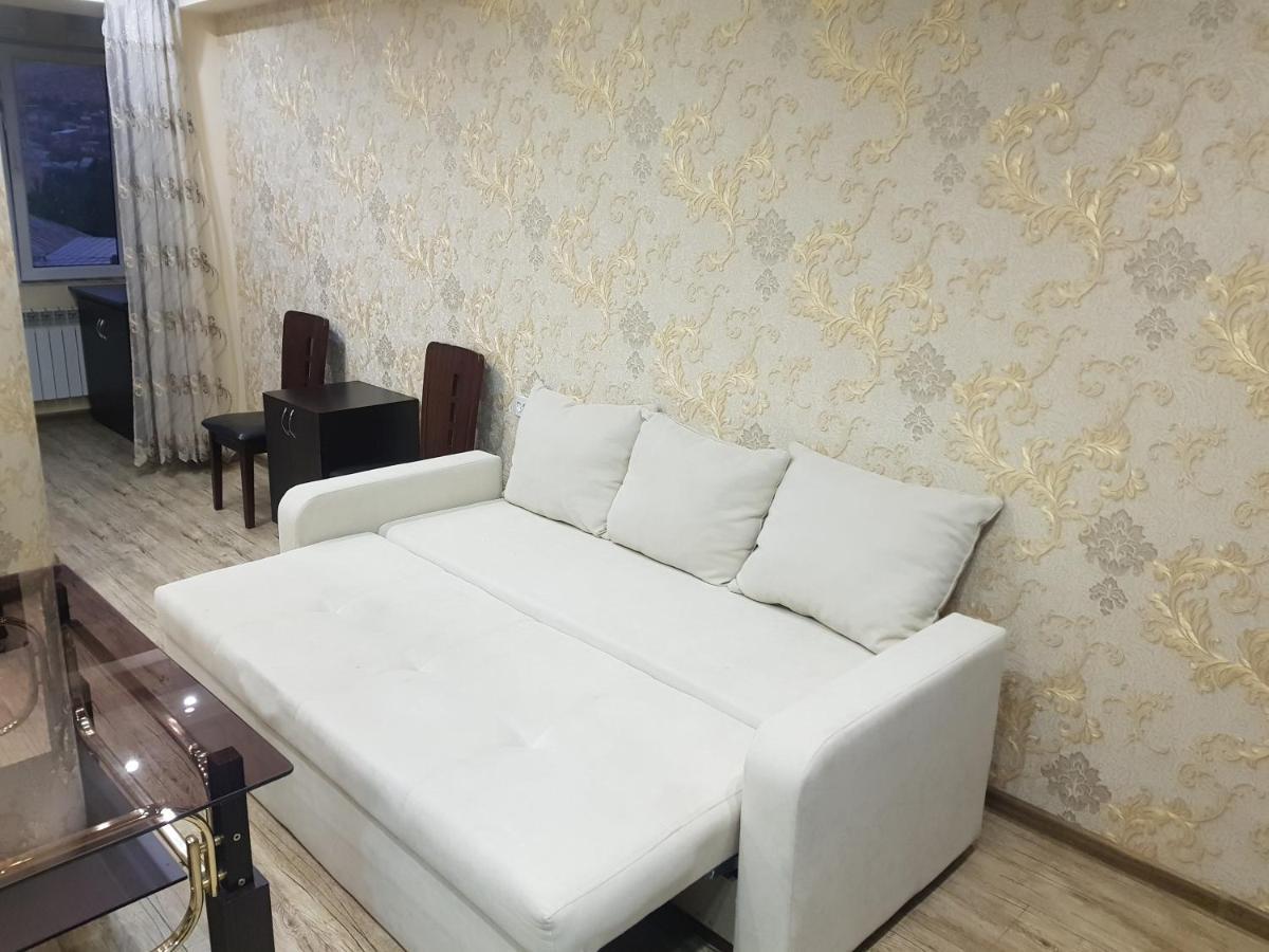 Luxury Apartment-3 In The Center Of Yerevan, Safaryans Family Luaran gambar
